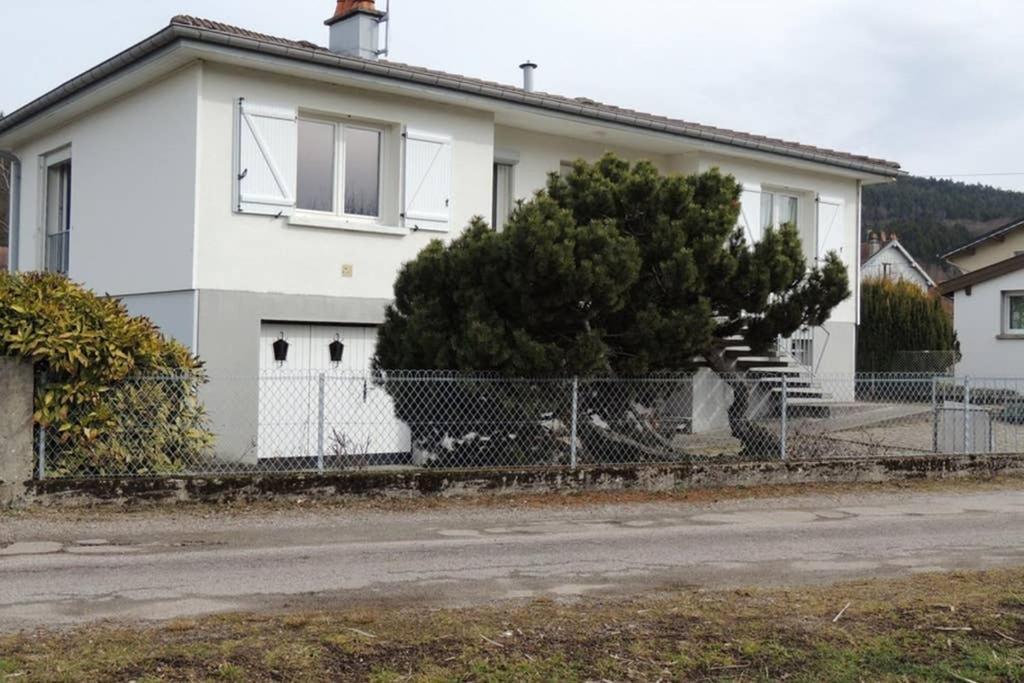 Maison Independ. 6 Personnes A 10 Mn De Gerardmer Granges-sur-Vologne Exterior foto